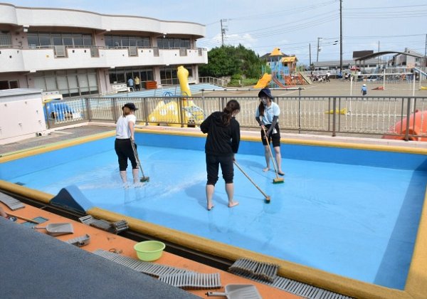 6.13　プール掃除
