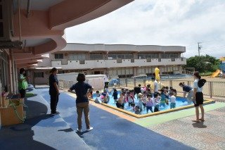 7.15　プール