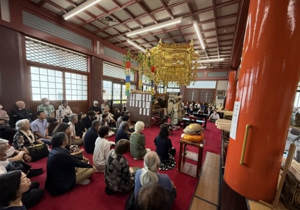 8.17　施餓鬼法要