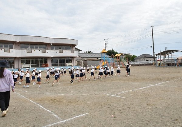 10.3　運動会練習　組体操