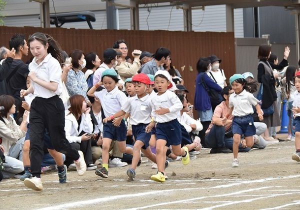 10.19　運動会-13　クラス別対抗リレー