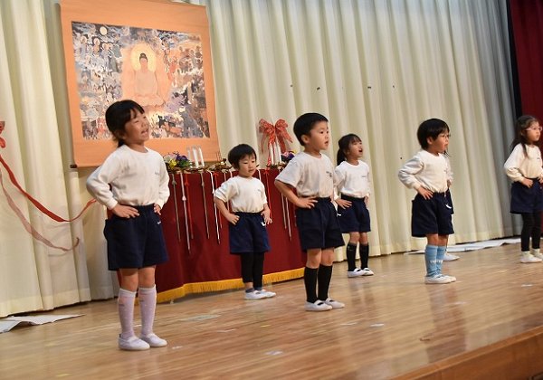 11.28　成道会　発表会　